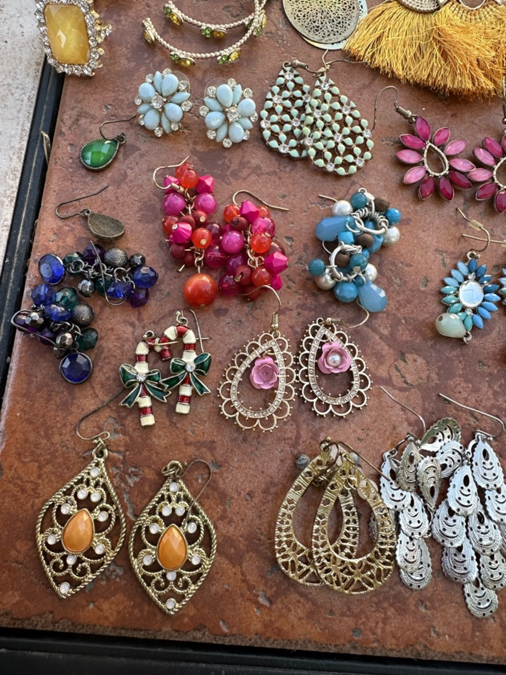 Earring bundle - Picture 4 of 5